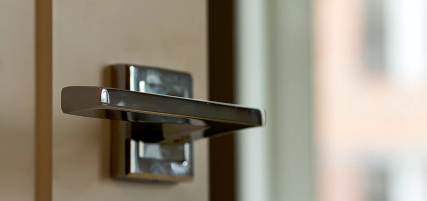 Door Lever Knob Repair in Fort Bragg, California