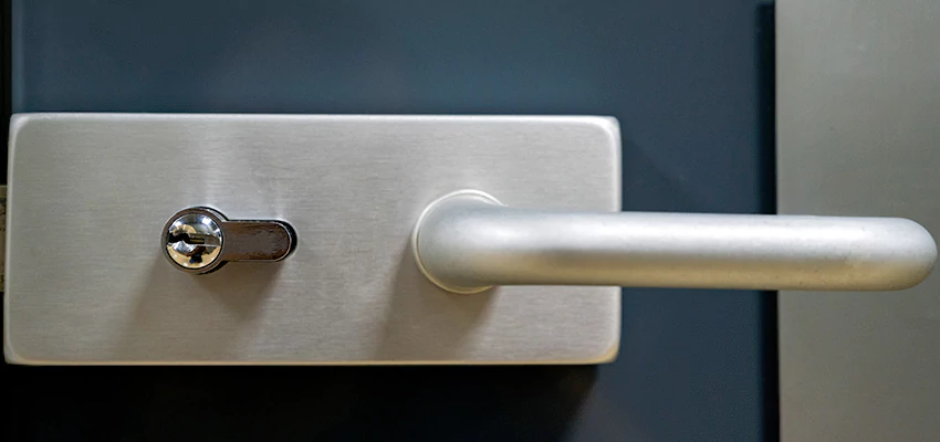 Change Patio Door Locks in Fort Bragg, California